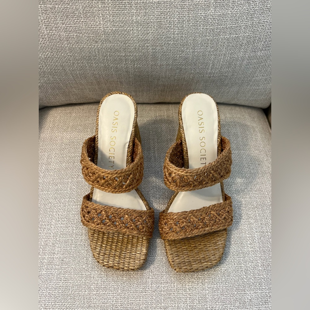 Oasis Society Heels